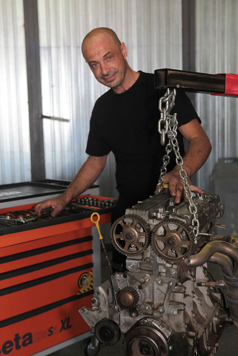 Reparacion y cambio de motor de coche en San Pedro de Alcántara (Marbella)
